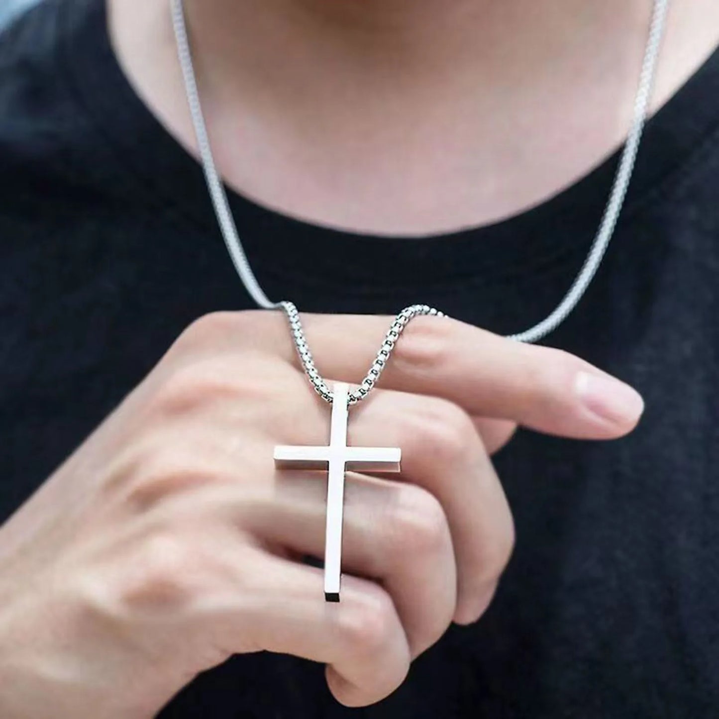 Plain Cross Pendant Collar with Stainless Steel Box Chain