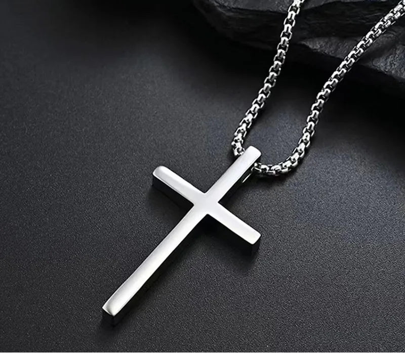 Plain Cross Pendant Collar with Stainless Steel Box Chain
