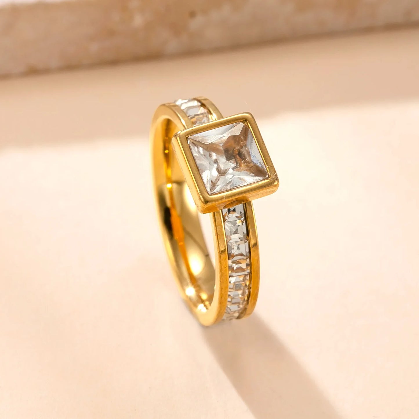 Luxury Zircon Finger Fashion Jewelry ring