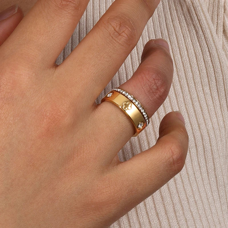 French Clover High Quality Stainless Steel Shiny Zircon Rings